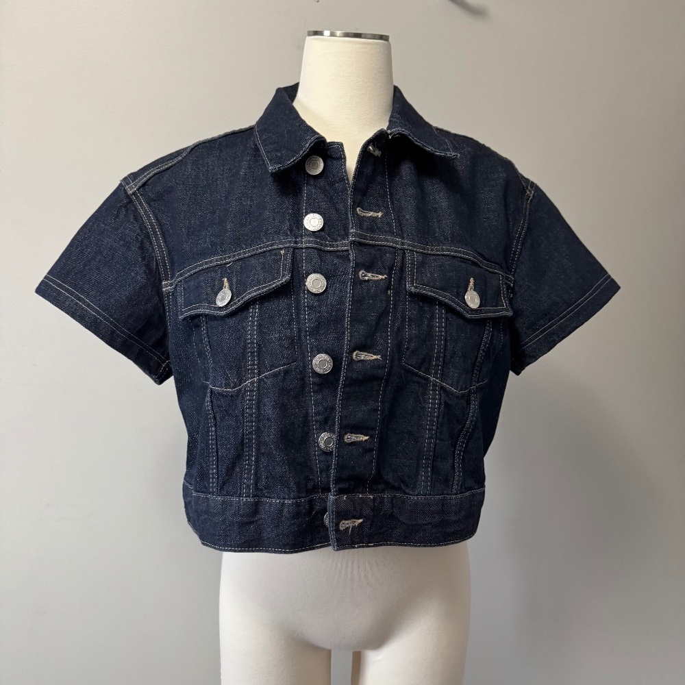 Zara Navy Button-Up Denim Crop Top